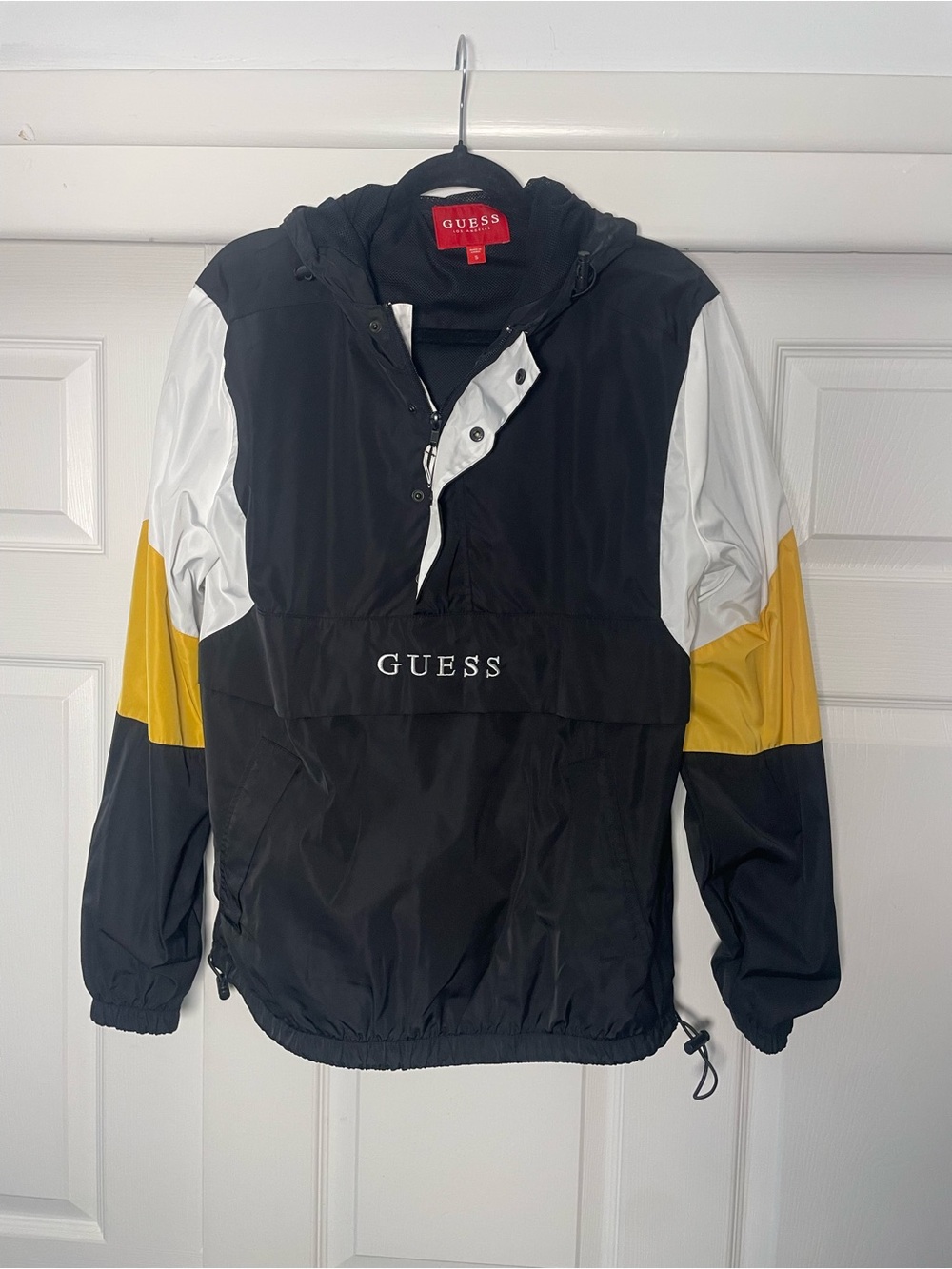 GUESS Black White and Yellow Colorblock Hooded Pullover
